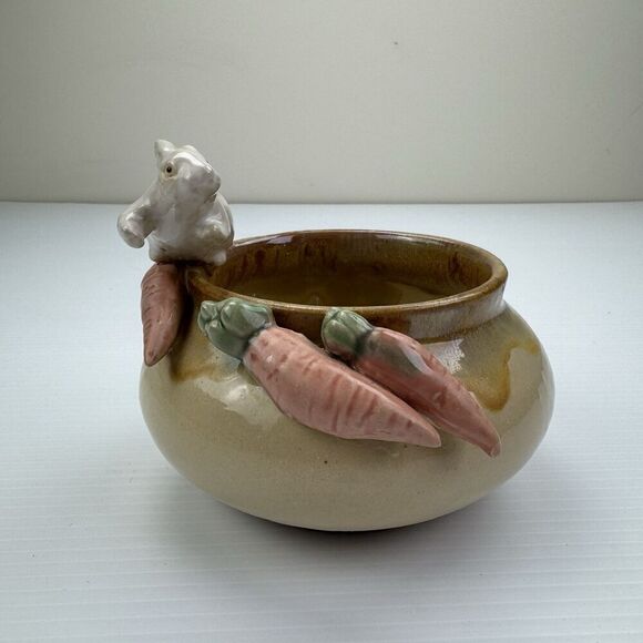 Vintage Pottery Bowl Bunny Rabbit Easter Carrots Candy Jelly Bean Bowl Decor - Picture 2 of 14